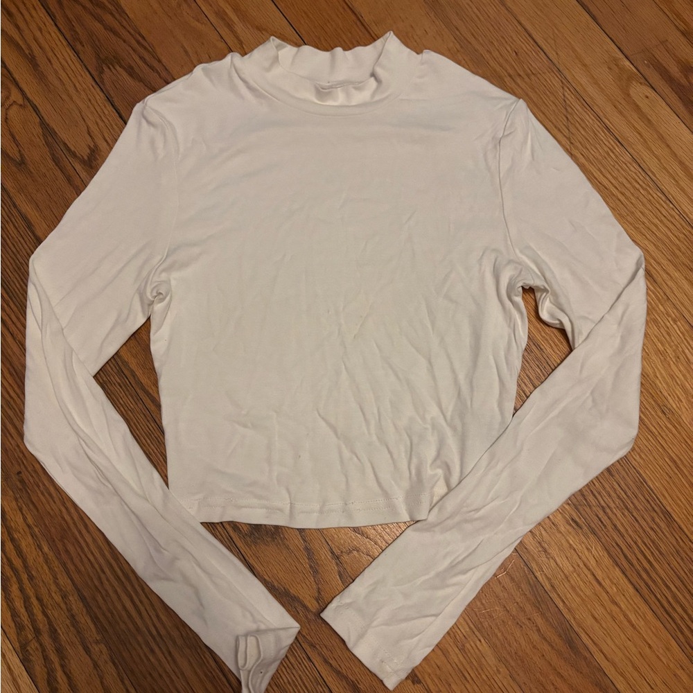 Women's White Long Sleeve Top